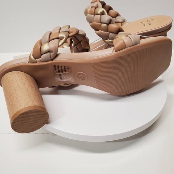 Basil Sandals - Picture 5 of 6